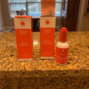 Tan Towel Perfect Glow Drops Lot 2 Bottles New in Box Self Tanner Bronzer